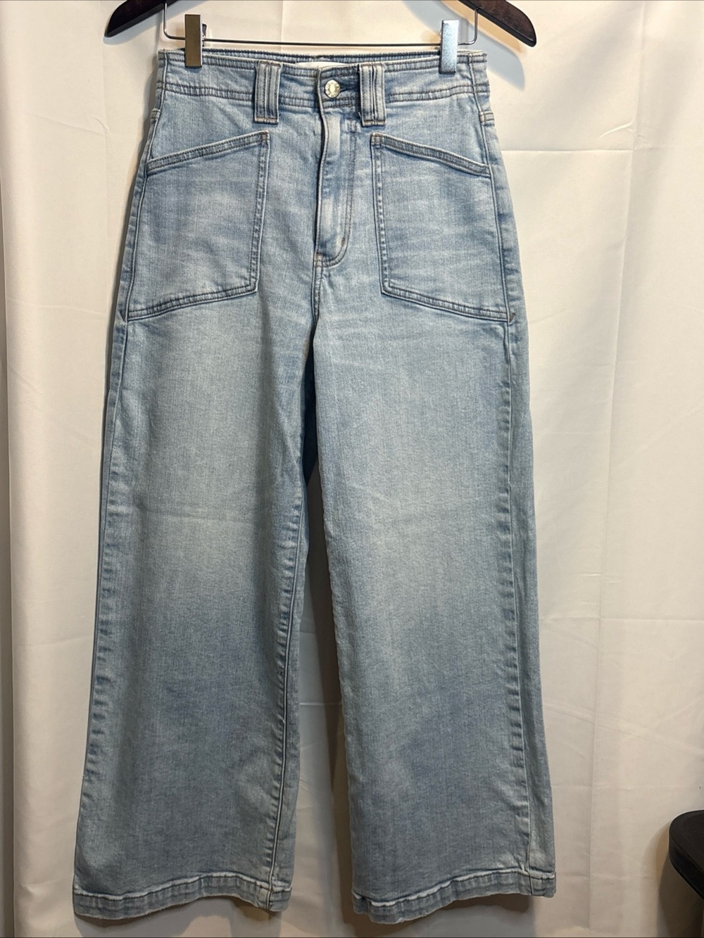 High-Rise Light Blue Wide-Leg Jeans for Women